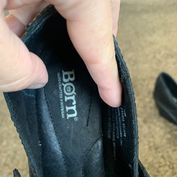 Born Mary Jane Wedge Heel Shoes Sz.10 Black Leather Classic Minimalist Versatile - Picture 11 of 13